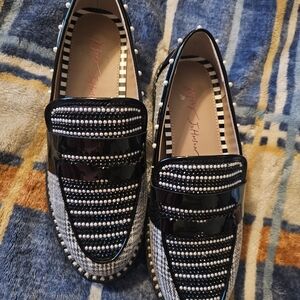 Betsy Johnson Darian Black And White Loafers